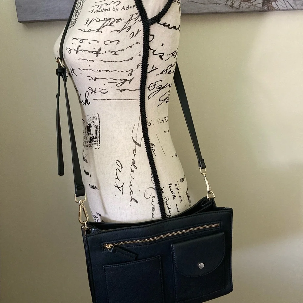 Steve Madden black crossbody purse - Picture 5 of 8